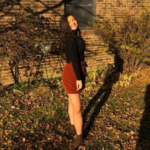 Meet your Posher, Jasmin